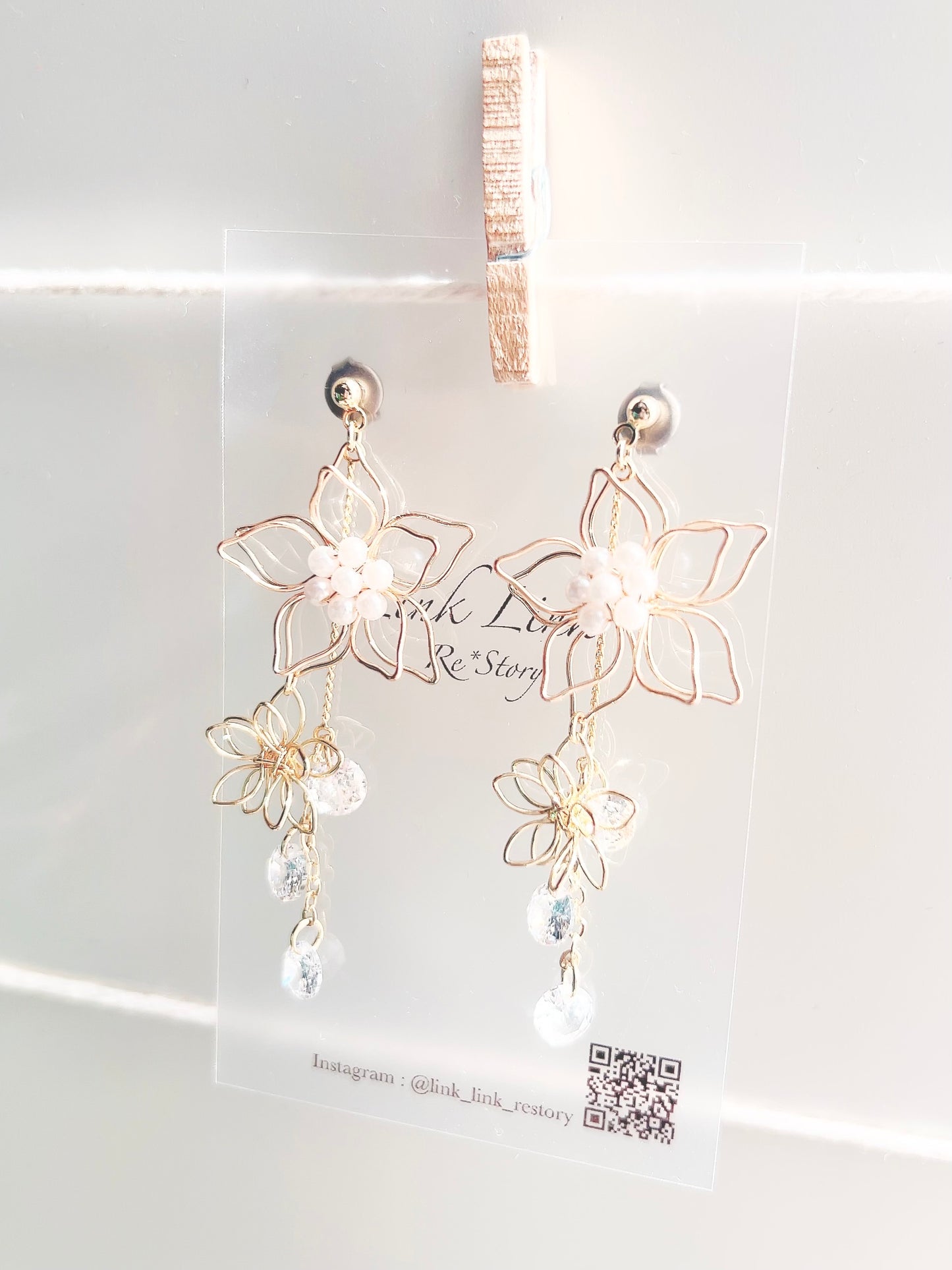 ワイヤーフラワー お花 キラキラ ピアス イヤリング