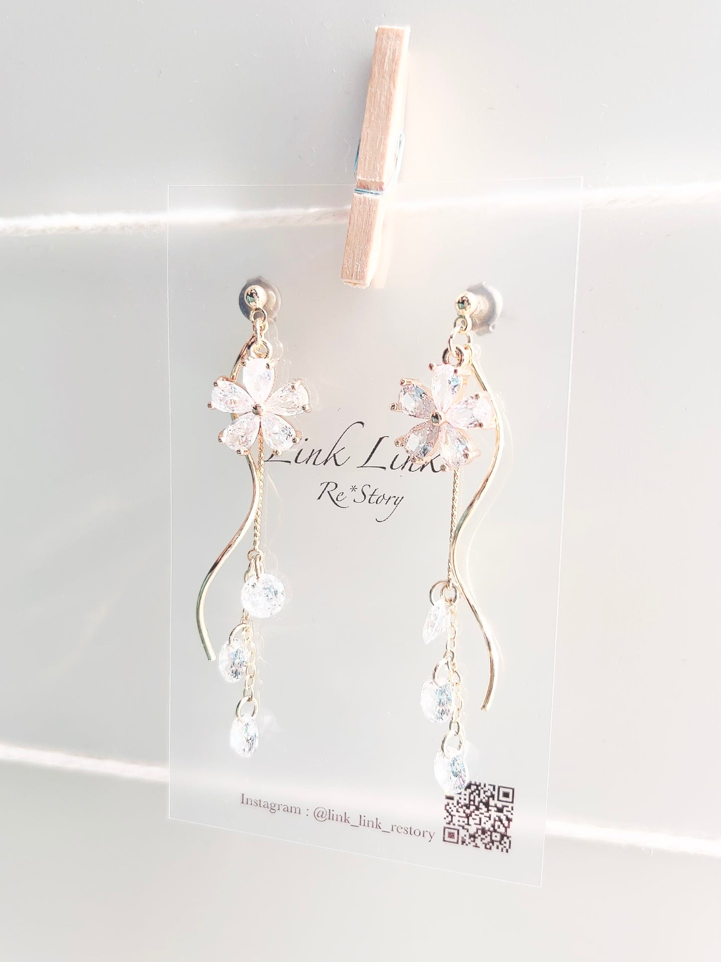 キラキラ ビジュー フラワー ピアス イヤリング