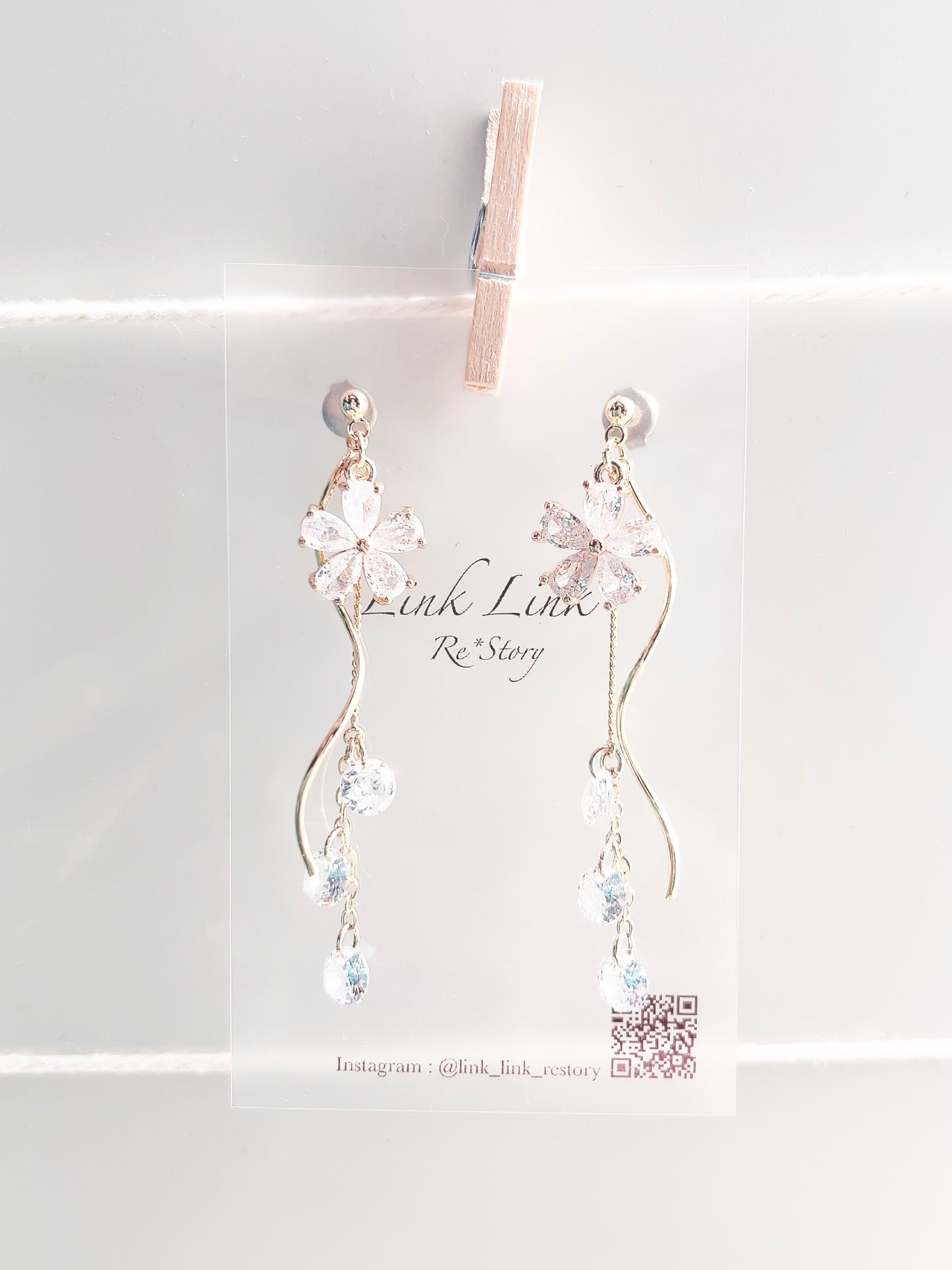 キラキラ ビジュー フラワー ピアス イヤリング